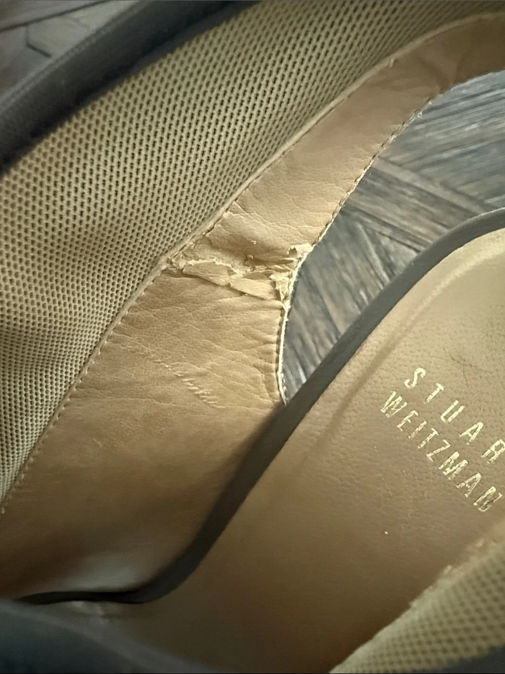 Stuart Weitzman Glover Stretch Wedge Sandals Olive Green Peep Toe Size 9.5